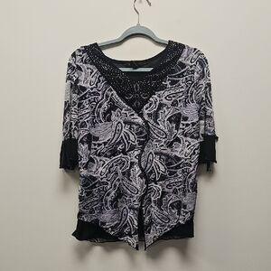 Elegant Black and White Paisley Women's Top